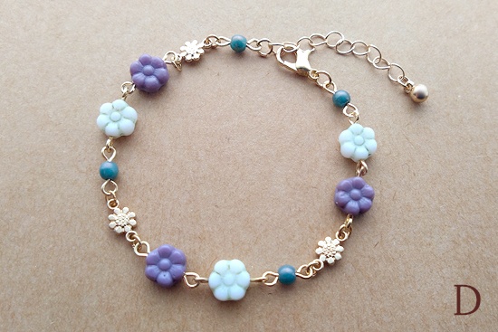 チェコビーズのデイジーチェーンブレスレット(バリエーション有)