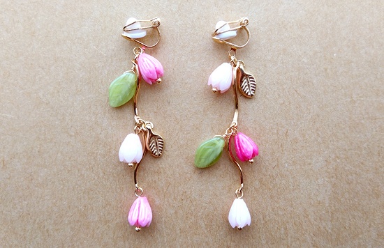 春風チューリップのイヤリング(バリエーション有)