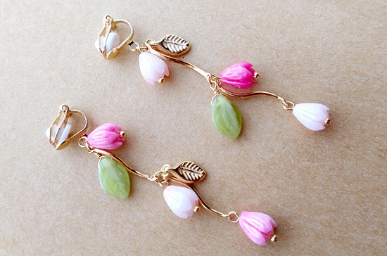 春風チューリップのイヤリング(バリエーション有)