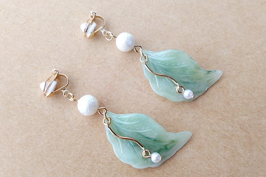 春色若葉のイヤリング