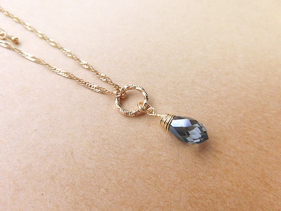 ※チェーンデザイン変更※青の雫ネックレス(mist blue)