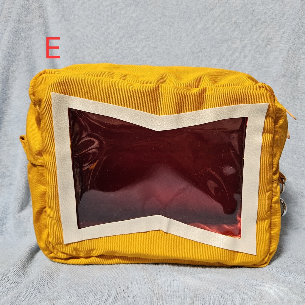 ぬいぐるみポーチ