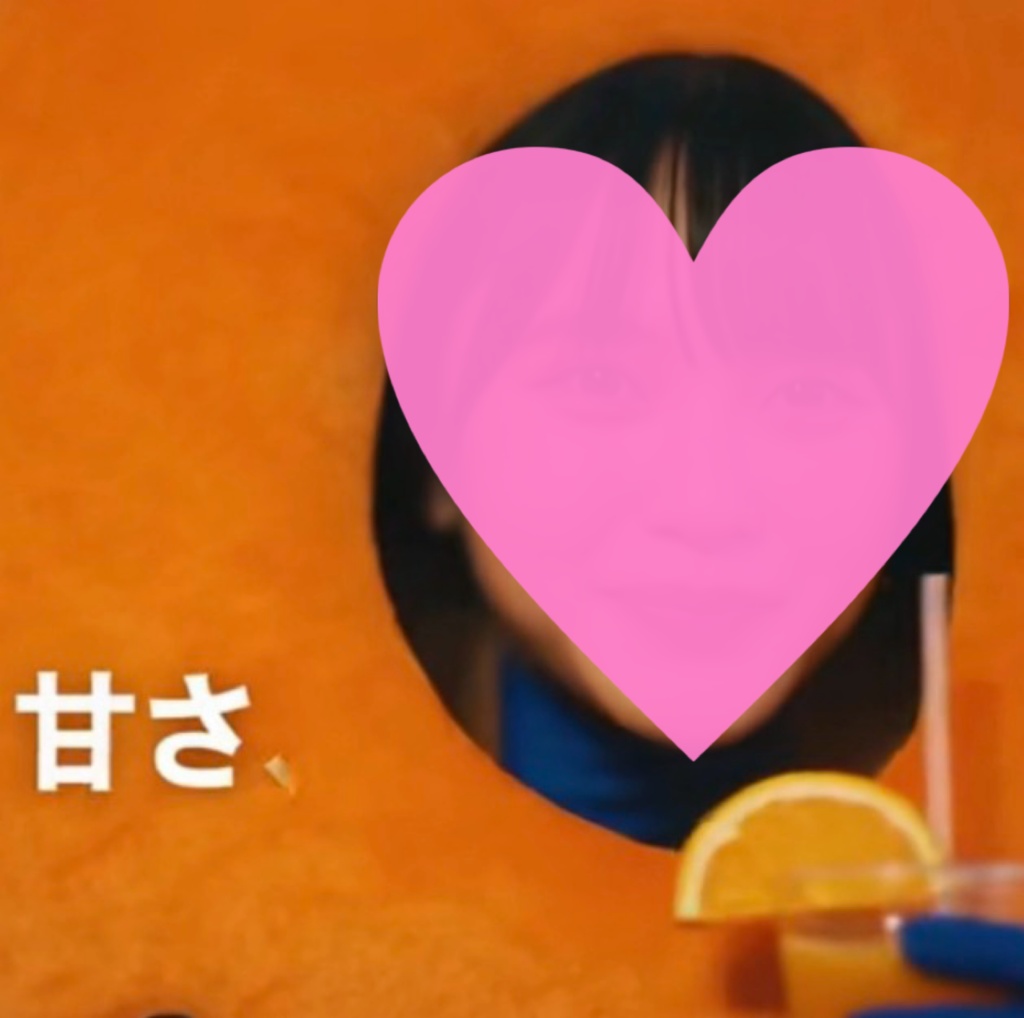【AI動画・横】オレンジ姿でジュース販売&CM