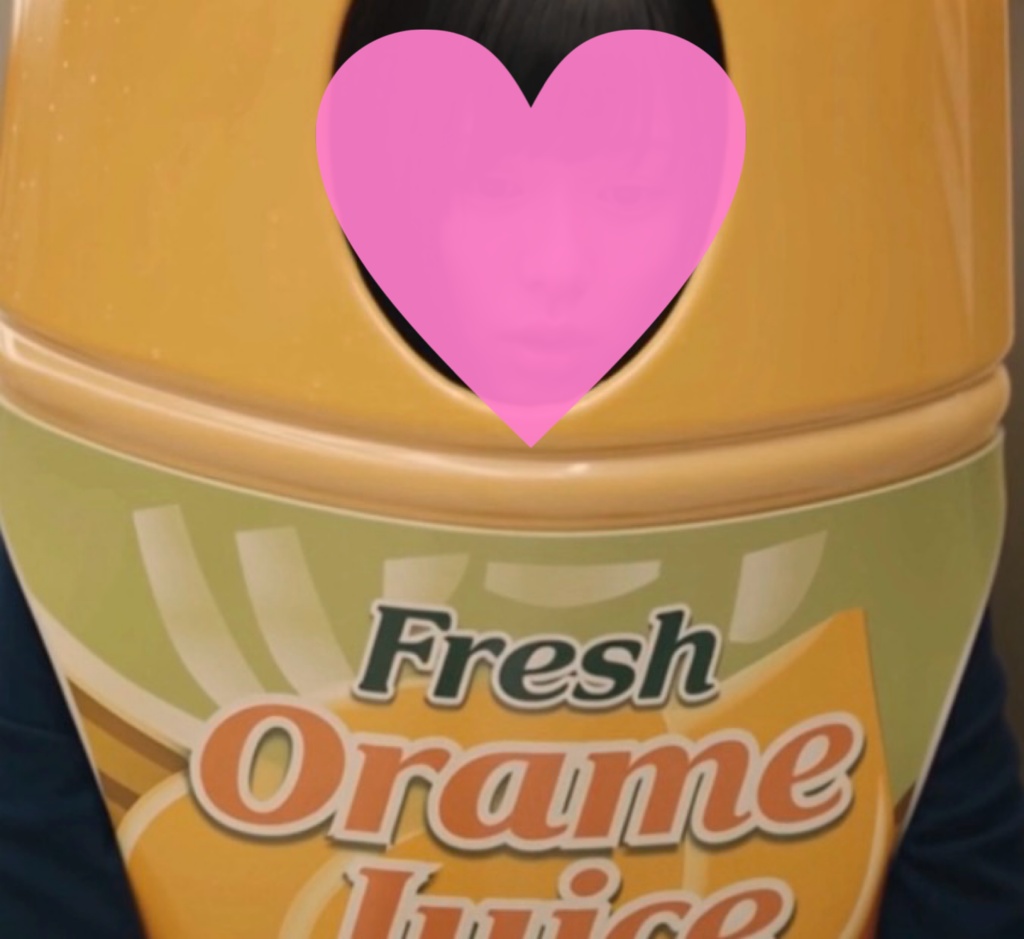 【AI動画・横・Light版】制服にペットボトルの着ぐるみを着用した職場体験の女性