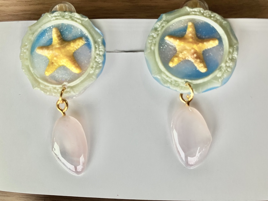 海を付けるイヤリング/ヒトデのイヤリング