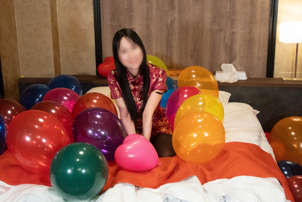 ミカさんの風船遊び