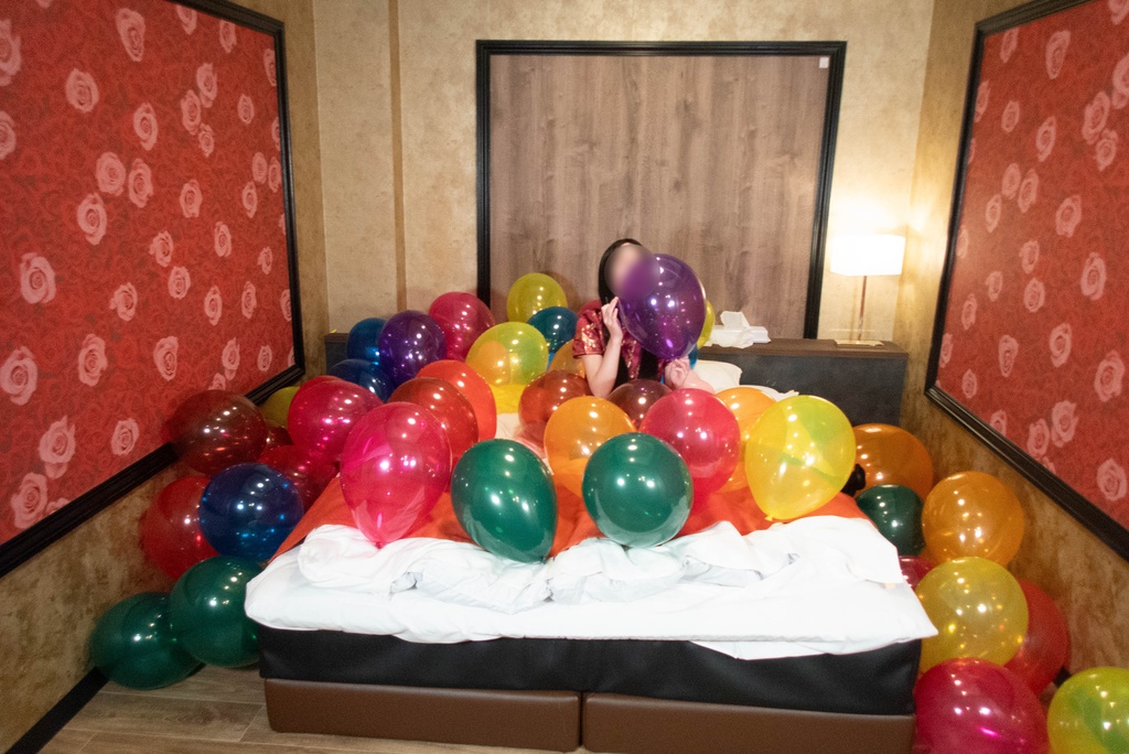 ミカさんの風船遊び