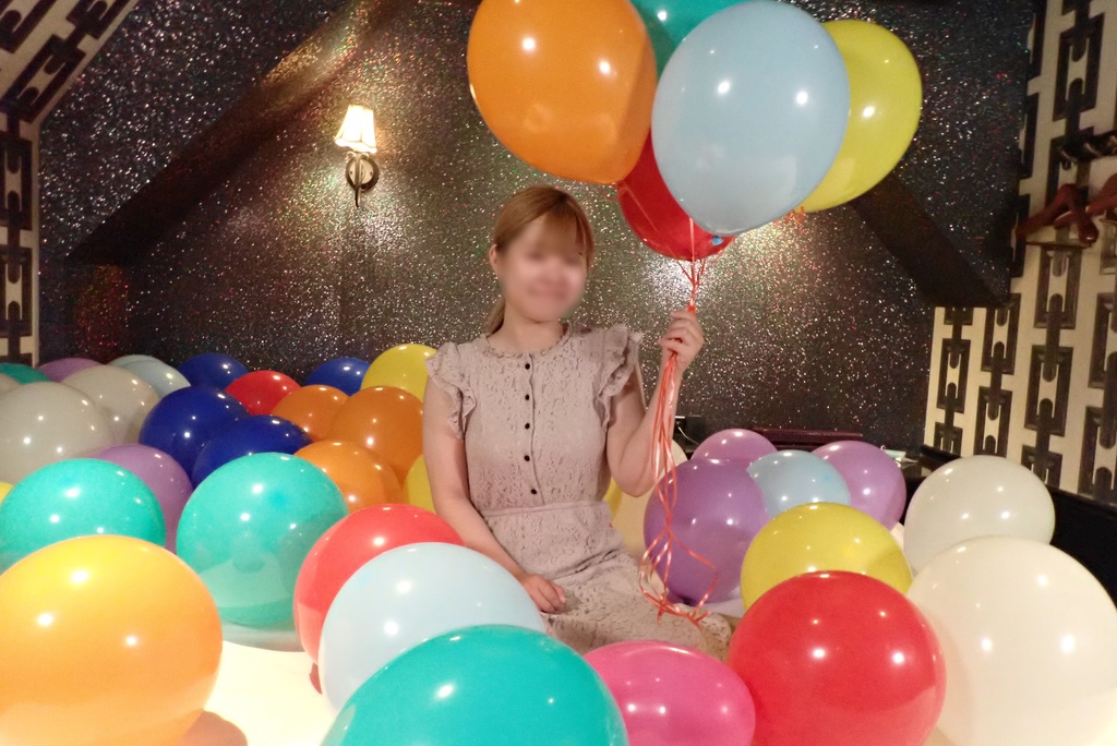 なな♡さんの風船遊び