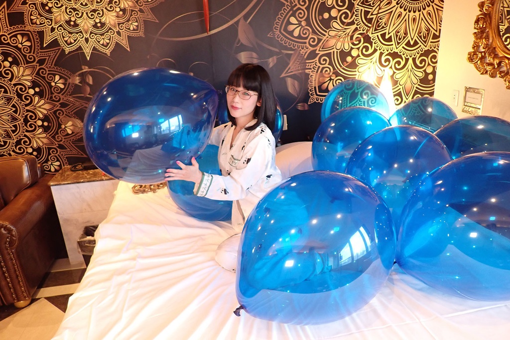 北見えりちゃんの風船遊び7