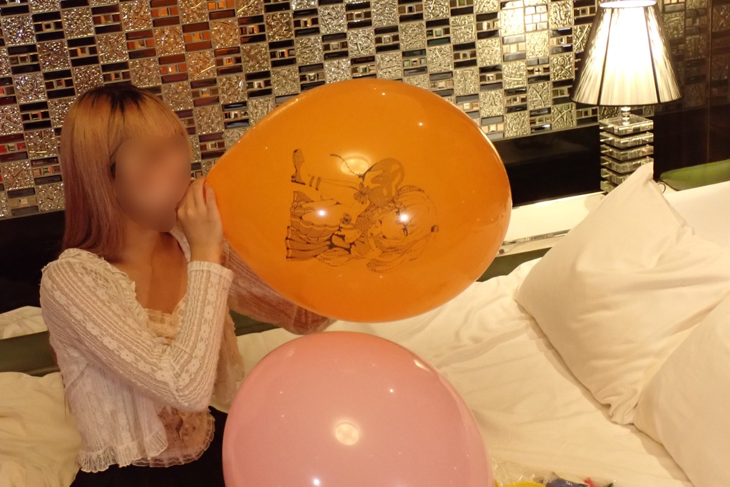 のんたんさんの風船遊び