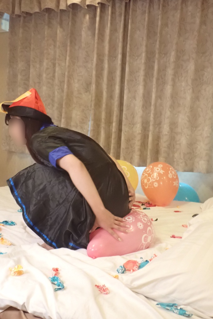 Kさんの風船遊び2(キョンシー編)