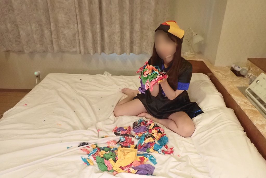 Kさんの風船遊び2(キョンシー編)