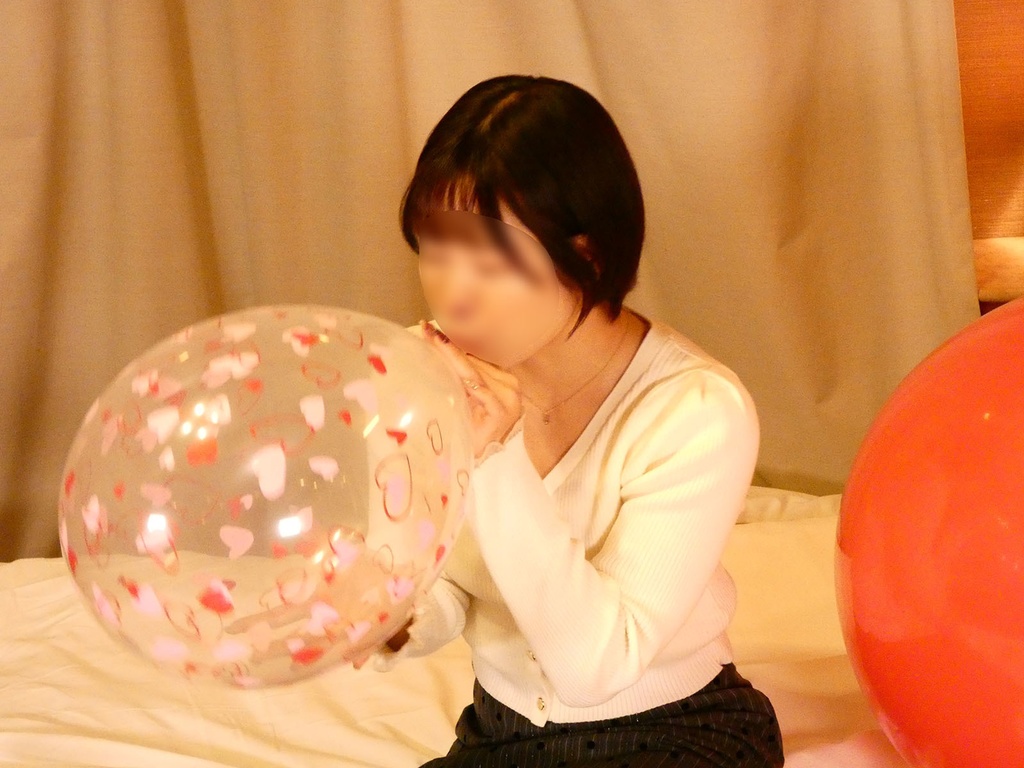 りんちゃんの風船遊び３（私服で風船遊び編）