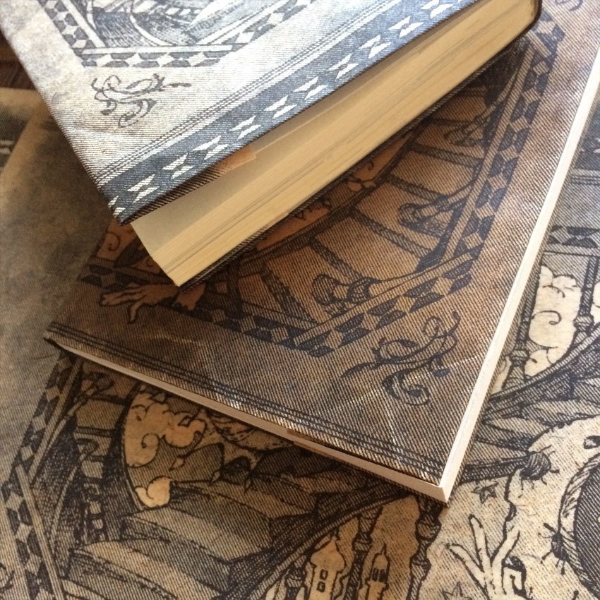 ペーパーブックカバー《螺旋暦》