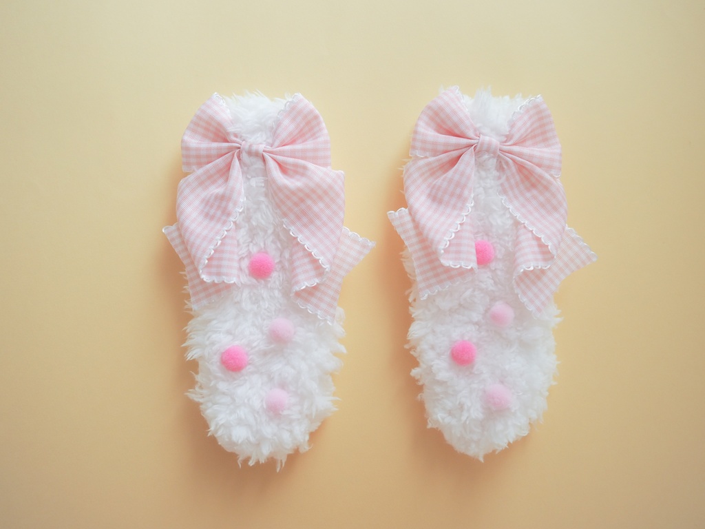 ポンポンつきうさぎ耳