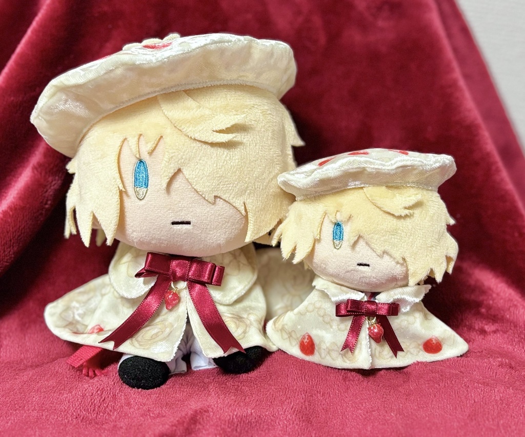 【5月中旬~再販予定】ストロベリーケーキ風ベレー帽&ケープセット