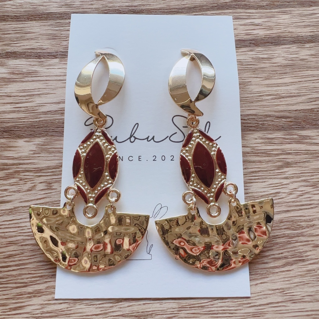 崩壊：スターレイル  モーディス　イメージ　ピアス