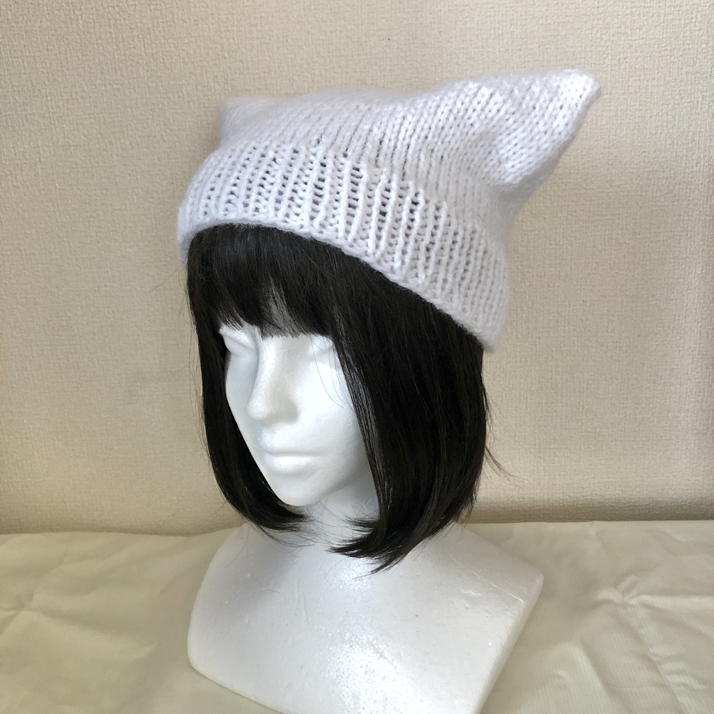 猫耳ニット帽子