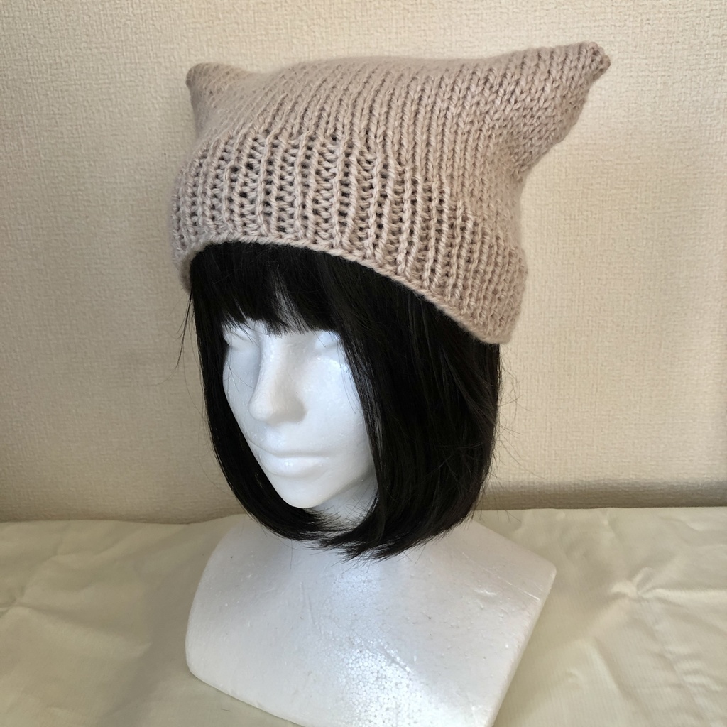 猫耳ニット帽子