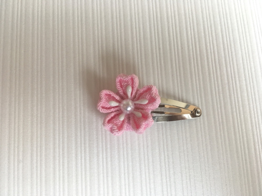 もちマス つまみ細工ヘアピン(単色桜)