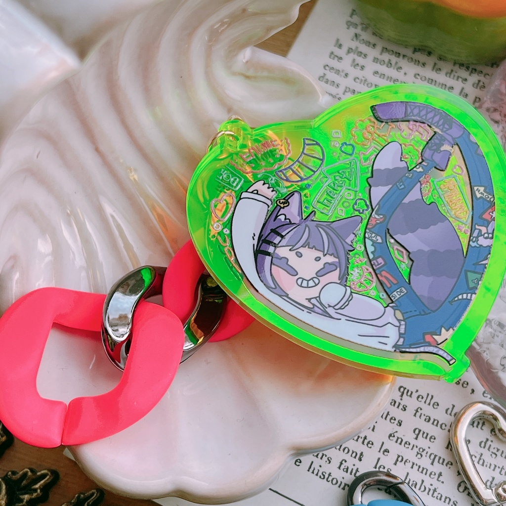 💜🩷はーと閉じ込めアクキー💛💙