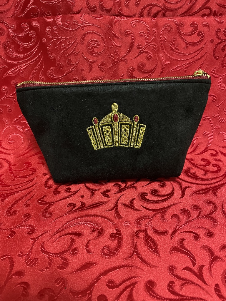 ツイステッドワンダーランド キャライメージ刺繍ポーチ