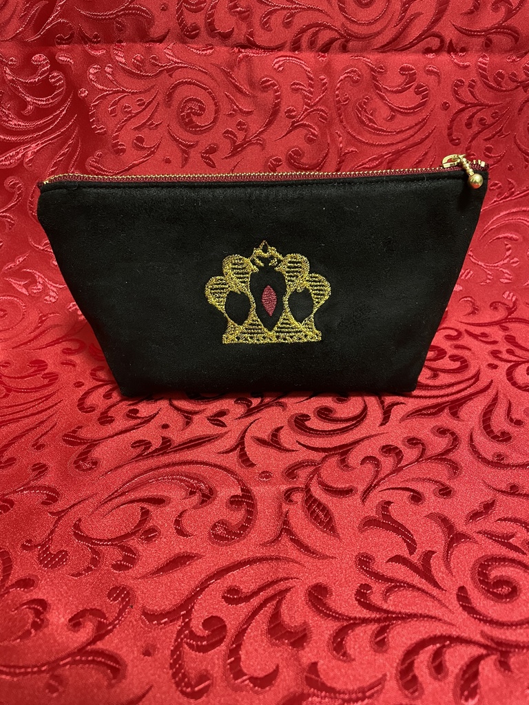 ツイステッドワンダーランド キャライメージ刺繍ポーチ