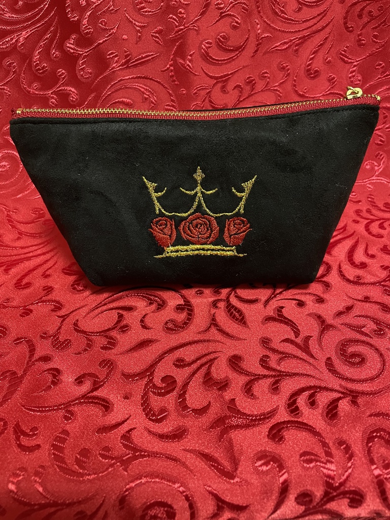 ツイステッドワンダーランド キャライメージ刺繍ポーチ