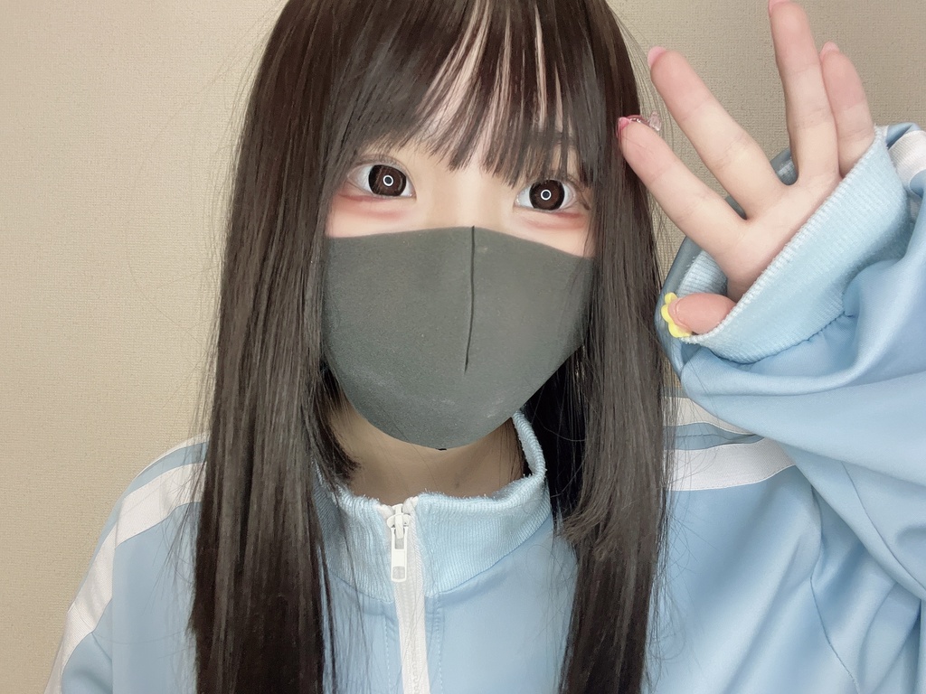 すいめいチェキ