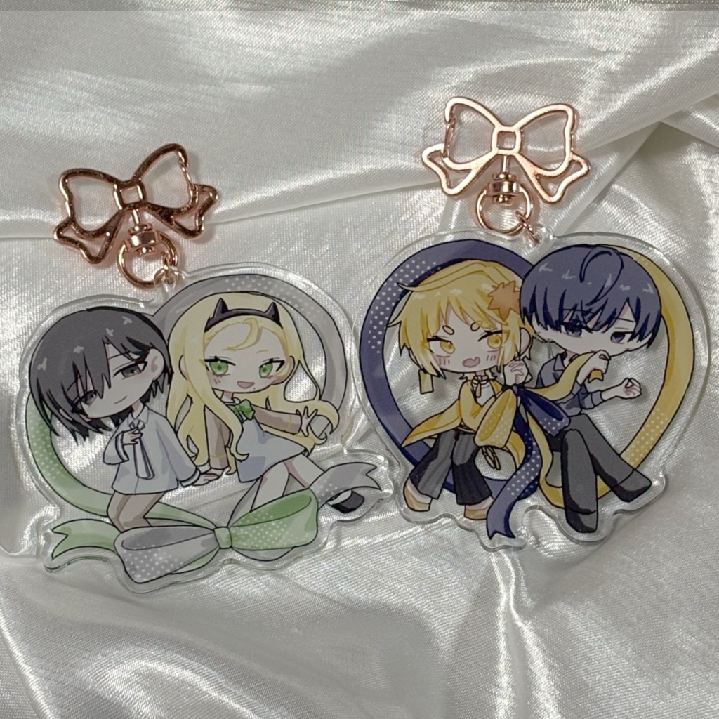 2.探索者ペアアクリルキーホルダー