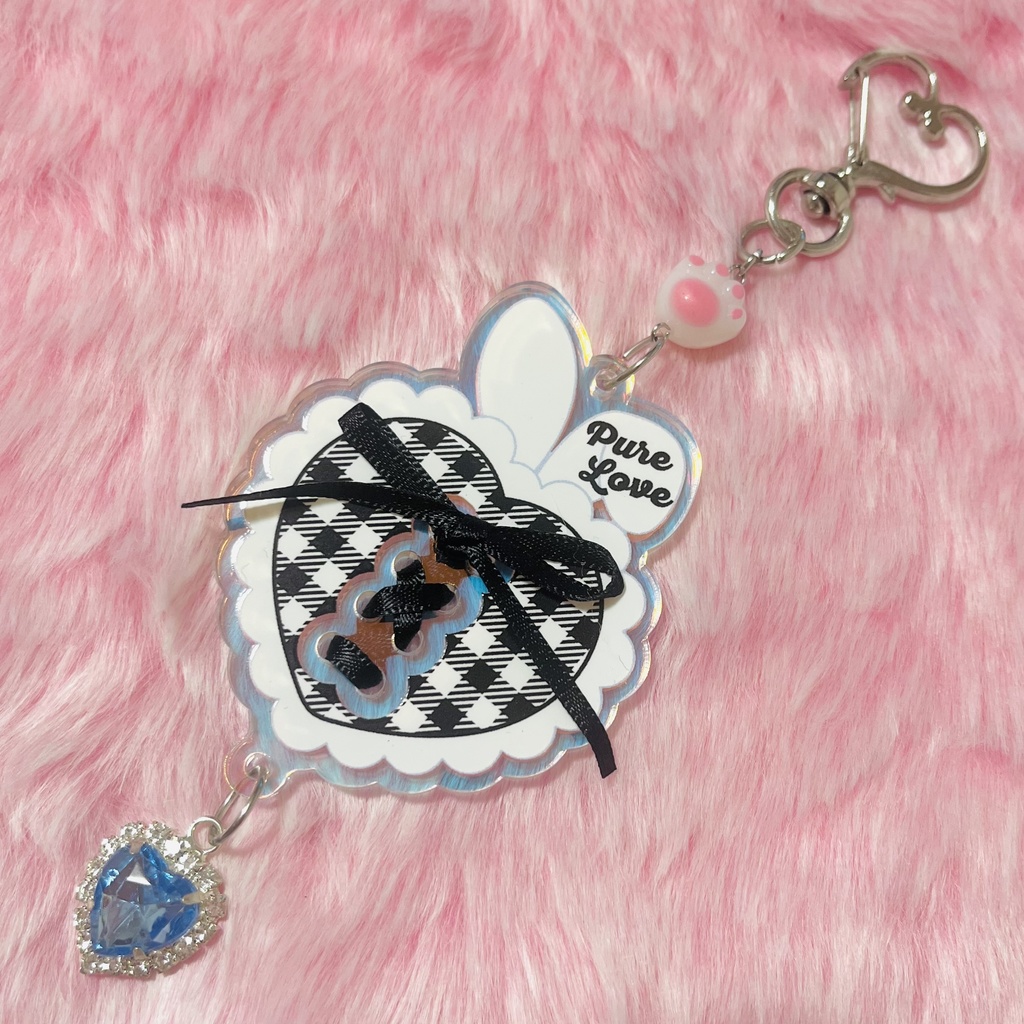 💘 𝓟𝓾𝓻𝓮 𝓵𝓸𝓿𝓮バニーキーホルダー🐇夏ver.