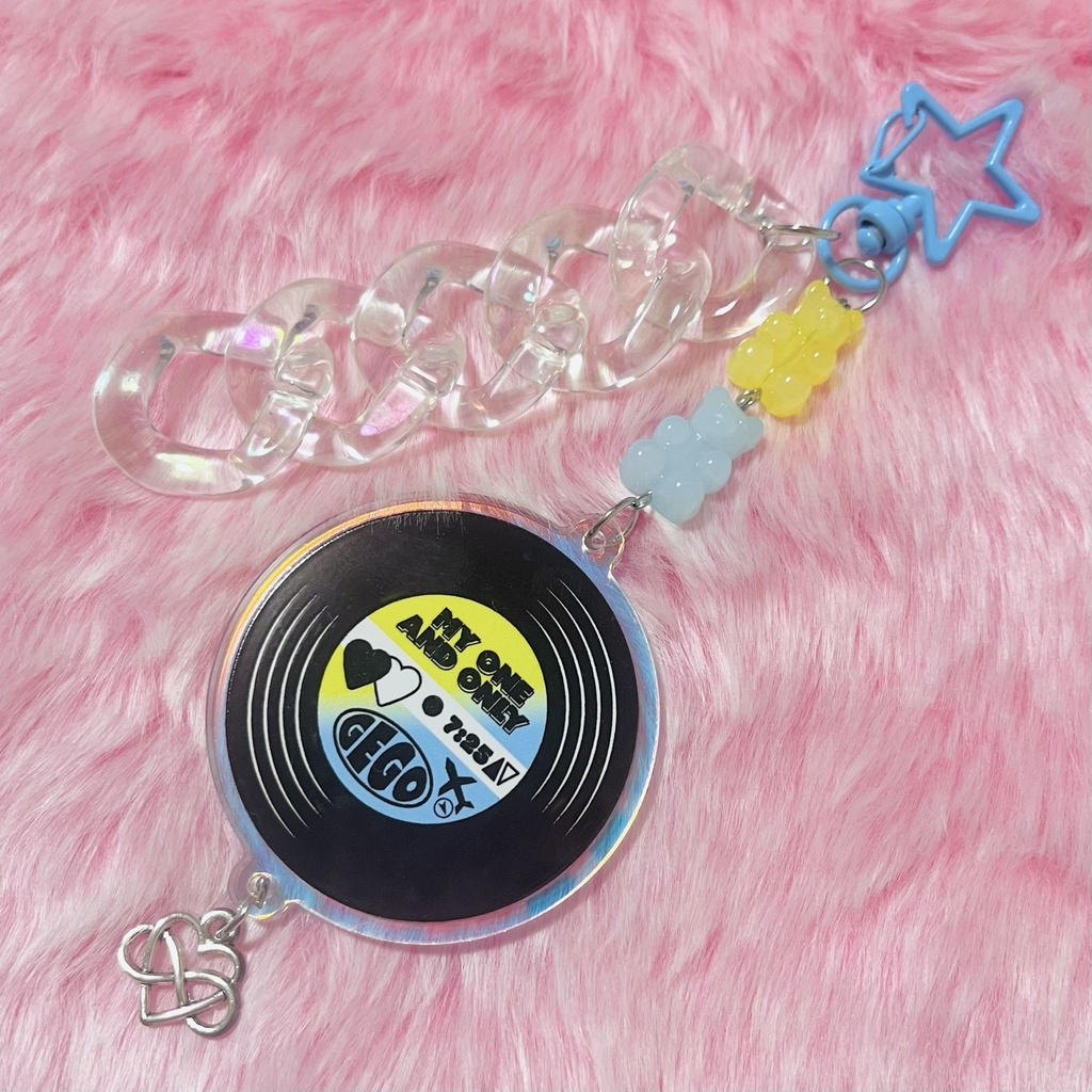 🎧 🅖🅔ⒼⓄ ​ 🅡🅔🅒🅞🅡🅓🅢キーホルダー 💿グミベア🧸