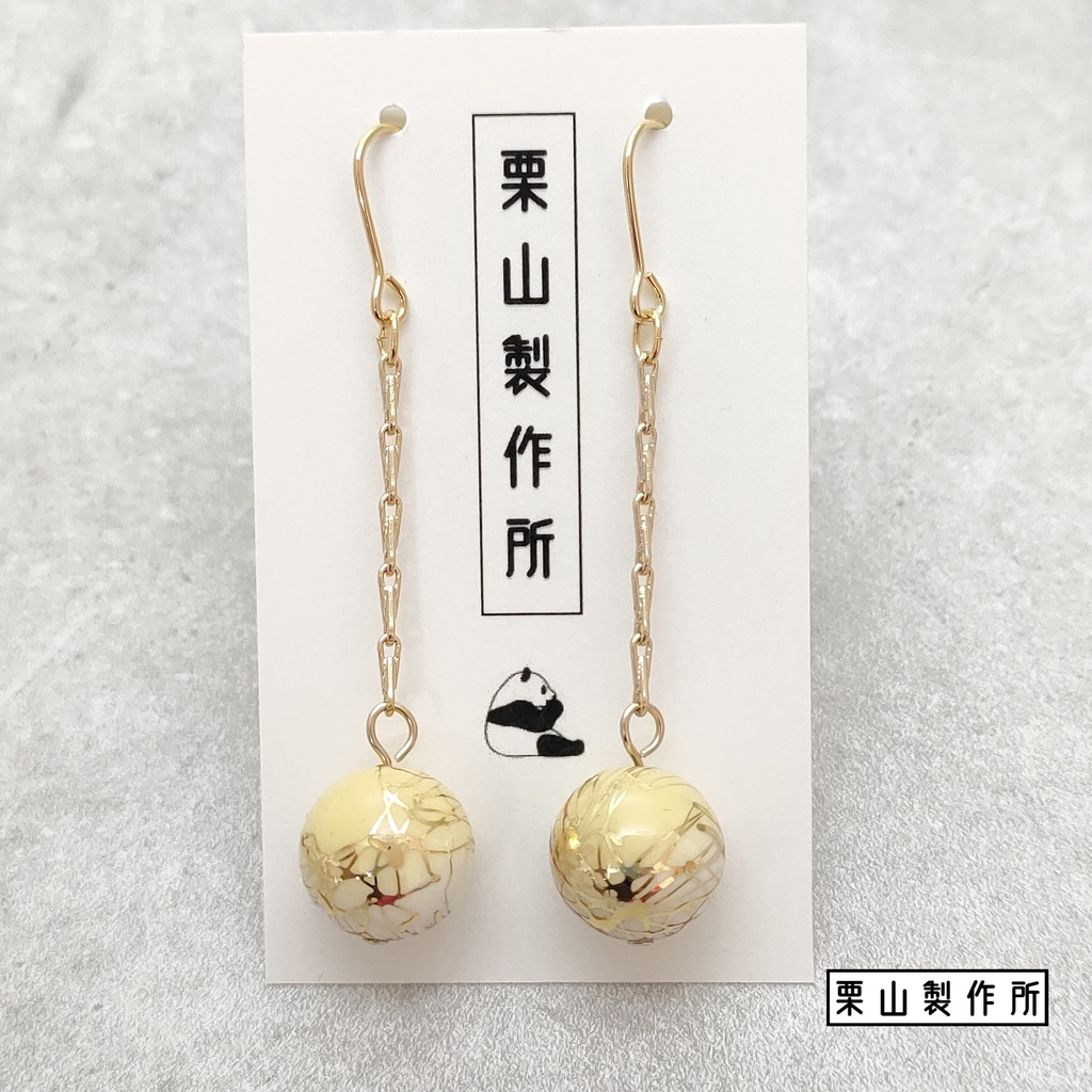 ピアス・イヤリング/和柄の定番!鮮やかな唐草模様のパールに艶やかな涙型チェーンを合わせ!優雅で風流に!和装にも!