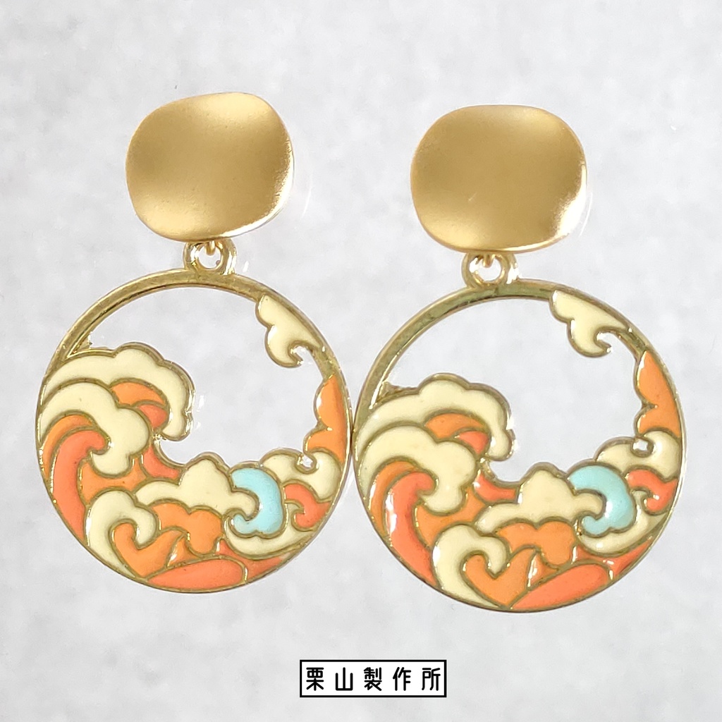 GC ピアス/波模様のサークルチャームで爽快で清々しく!カジュアルに!和装や着物と和せて!和風モダンに!