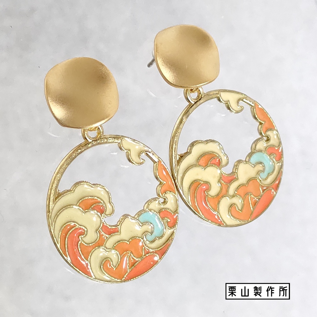 GC ピアス/波模様のサークルチャームで爽快で清々しく!カジュアルに!和装や着物と和せて!和風モダンに!