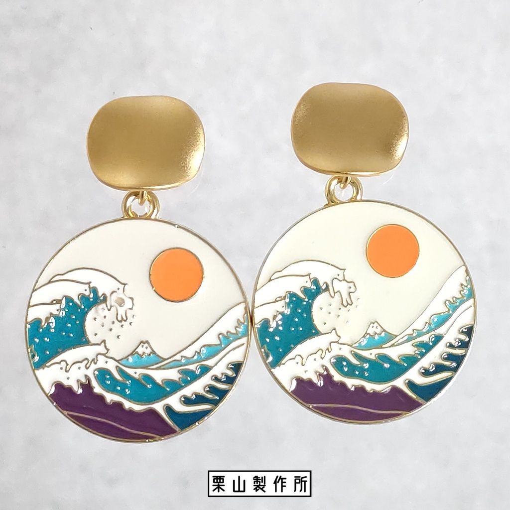 GC ピアス/波模様のサークルチャームで爽快で清々しく!カジュアルに!和装や着物と和せて!和風モダンに!