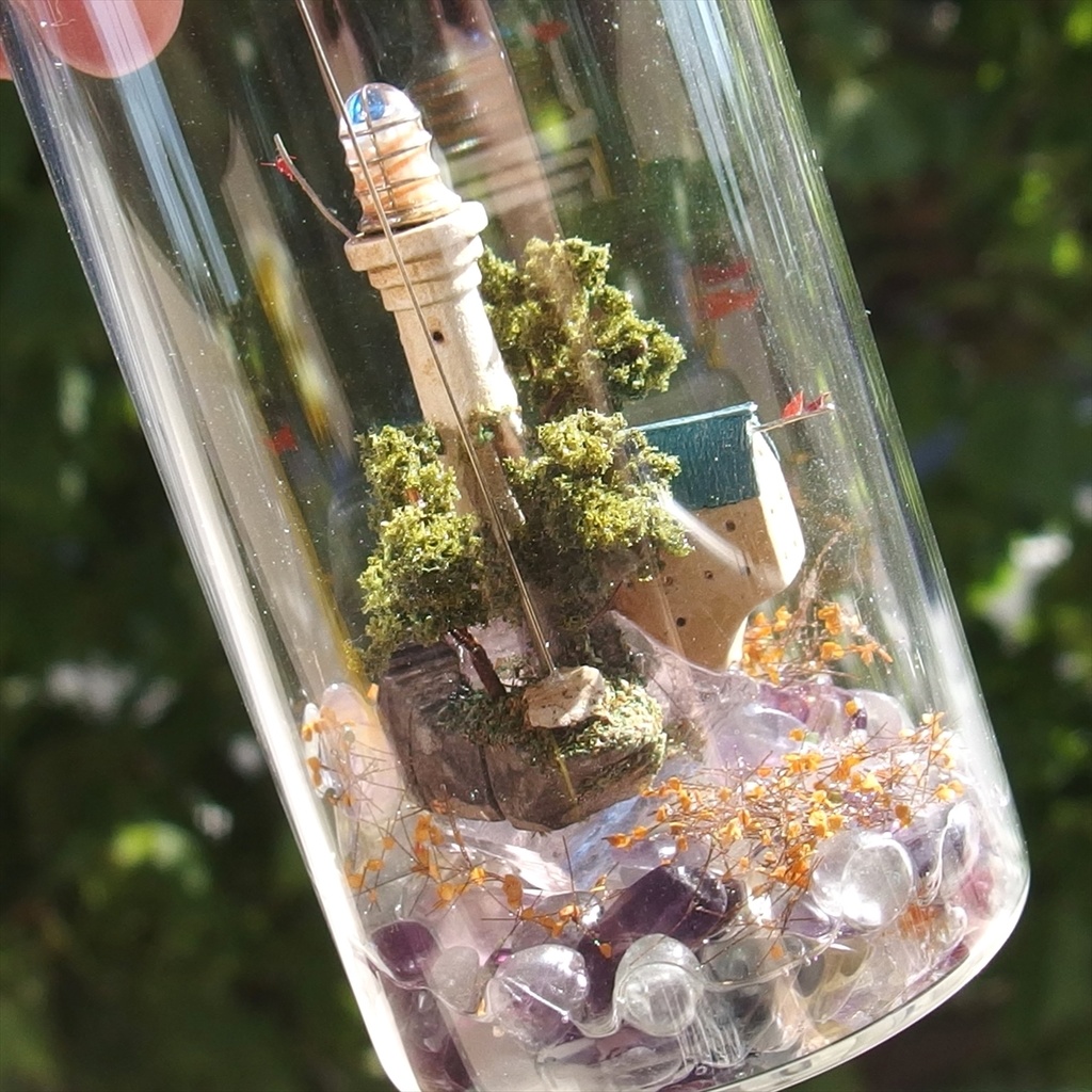 20230422 蛍石灯台・長めの瓶