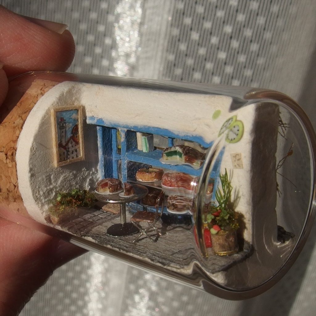 20240519 ミニチュアタルト屋の瓶詰 店名「レジンタルト」