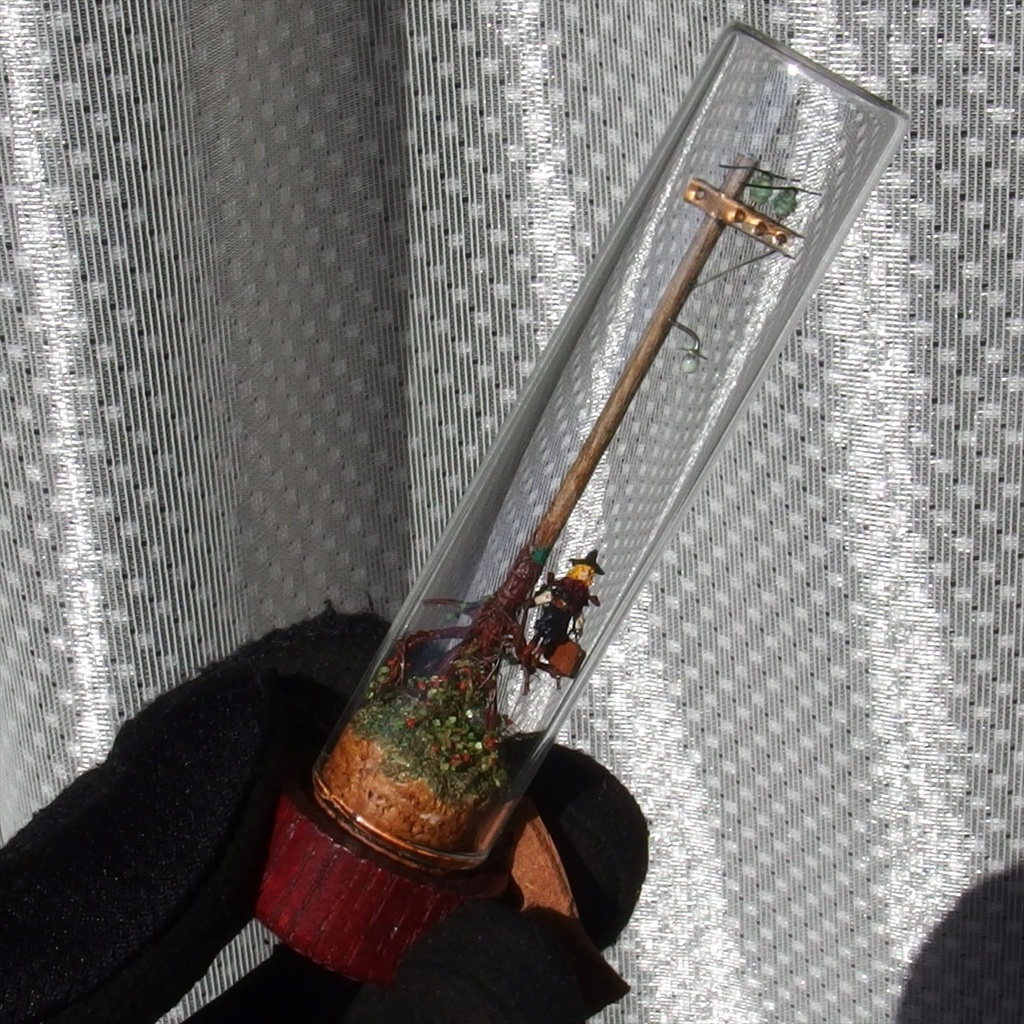 20240904 魔女と電柱