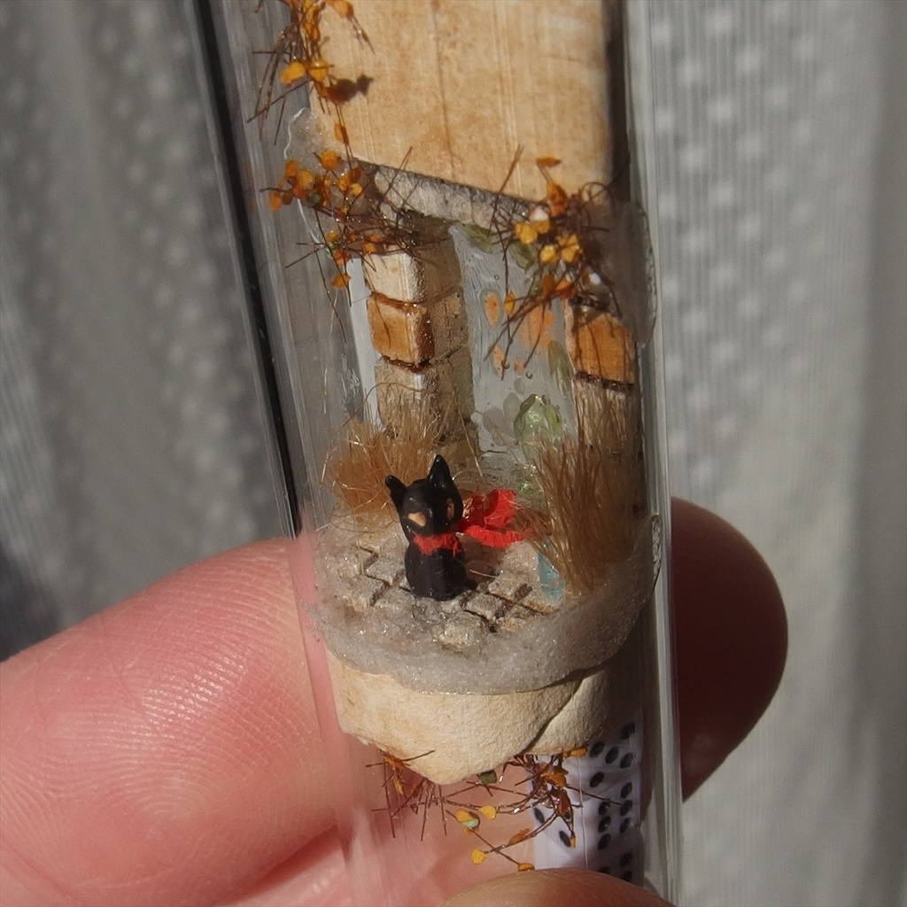 20250208 猫と胸壁のある門