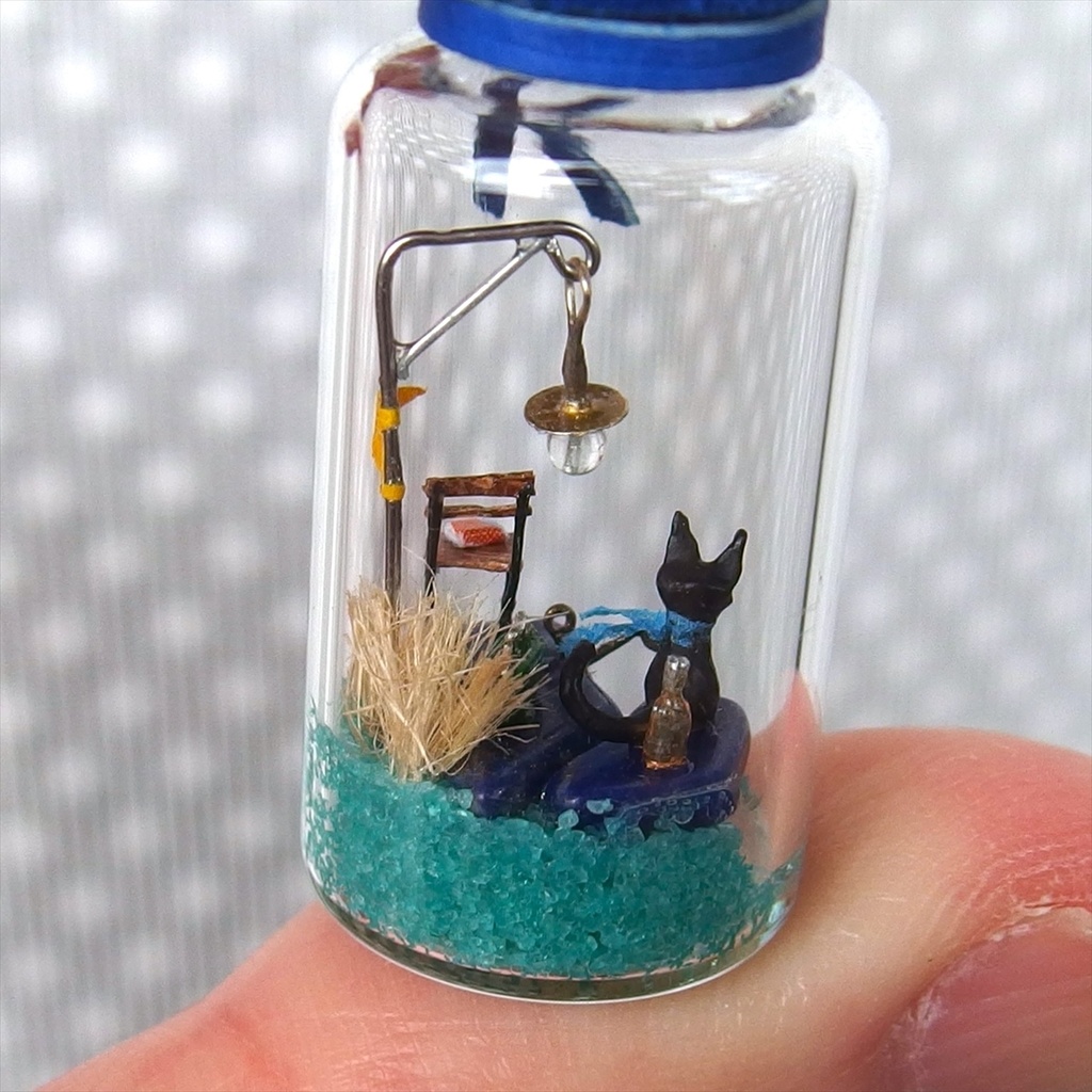 20250719 箱入り小瓶・ 猫と錨