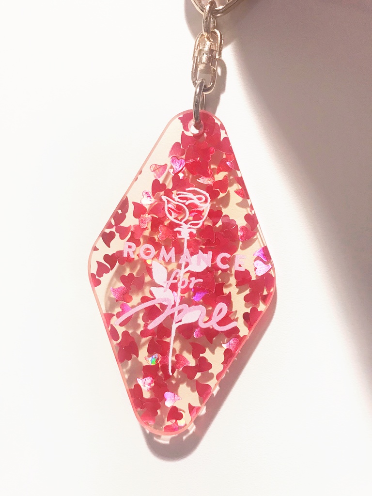 ロマンスの琥珀キーホルダー