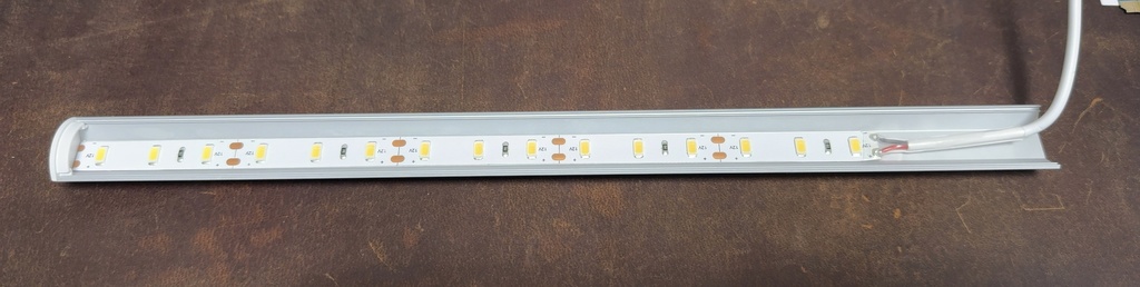 【イベント展示台用】コーナー型30cmLEDバー マルチパネル用ジョイント付き(白黒両方) LED25cm 2本セット