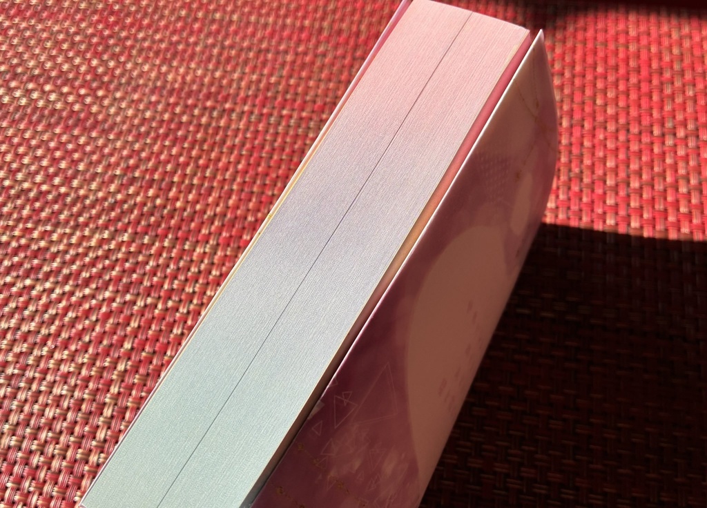 やわいひみつの恋のぬくもりを あどけない星と花によせて