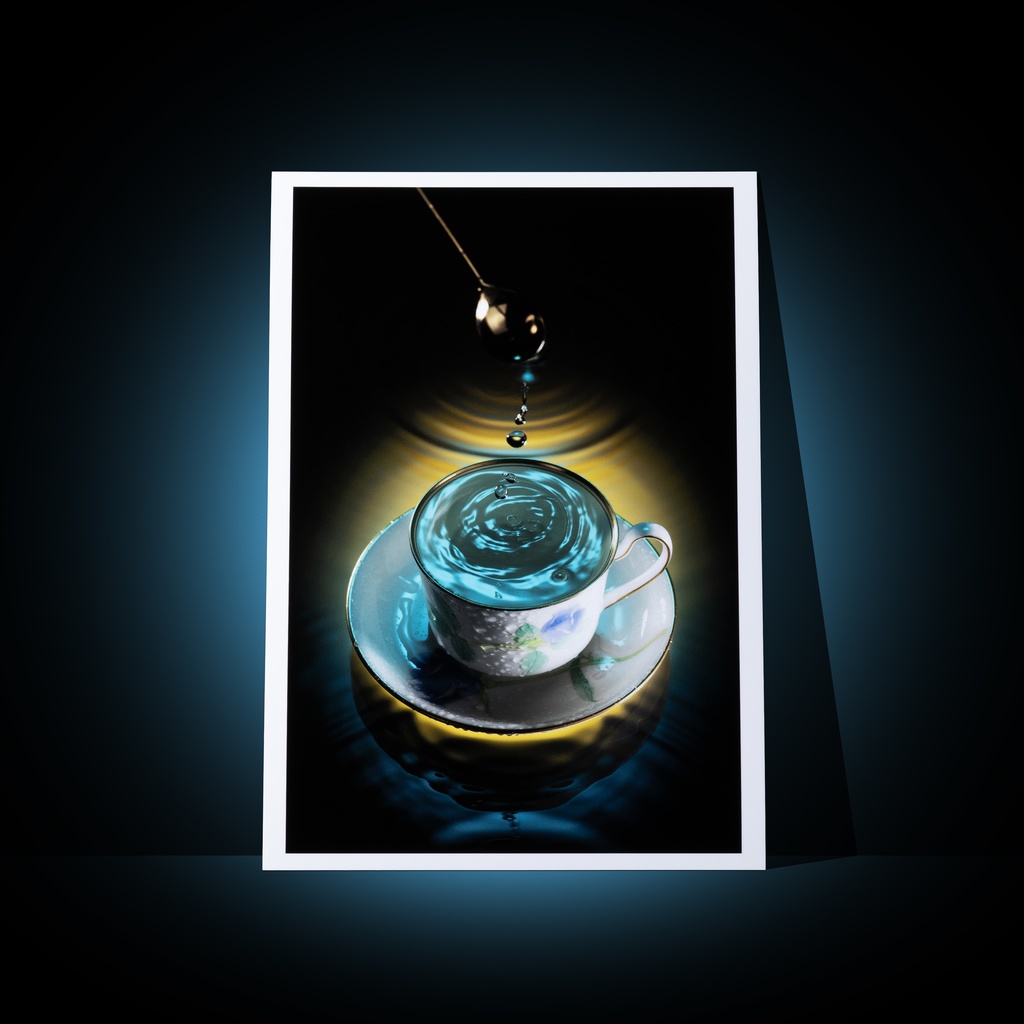 [A3 photo print] Water droplets falling into a teacup