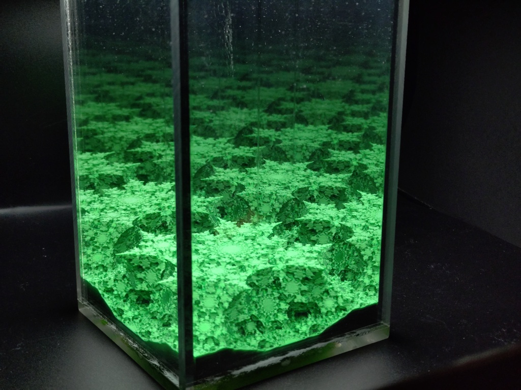 インフィニティフラクタルボックス(green)