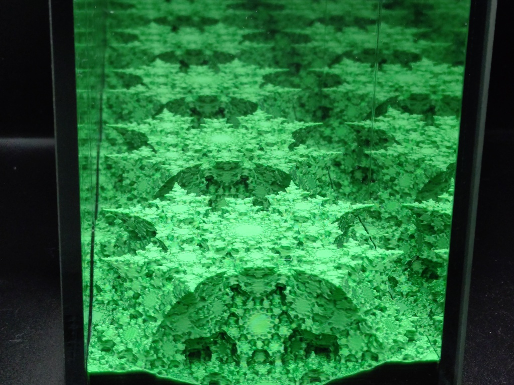 インフィニティフラクタルボックス(green)