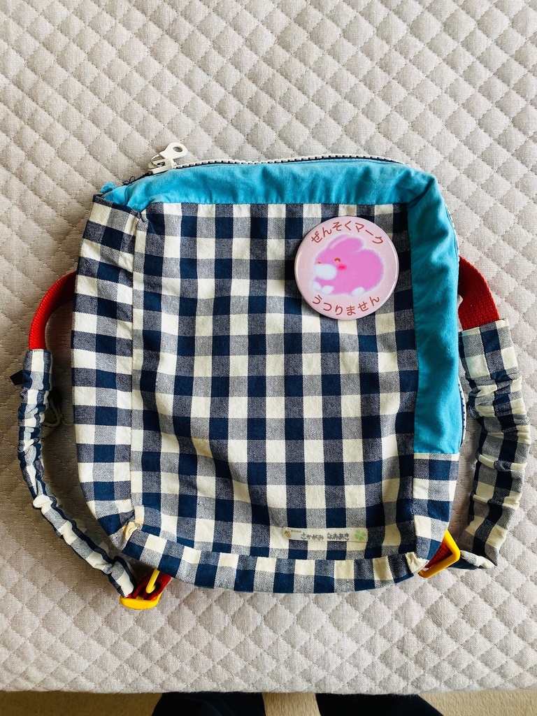 ぜんそくマーク ウサギちゃん 缶バッジ(76mm・57mm)