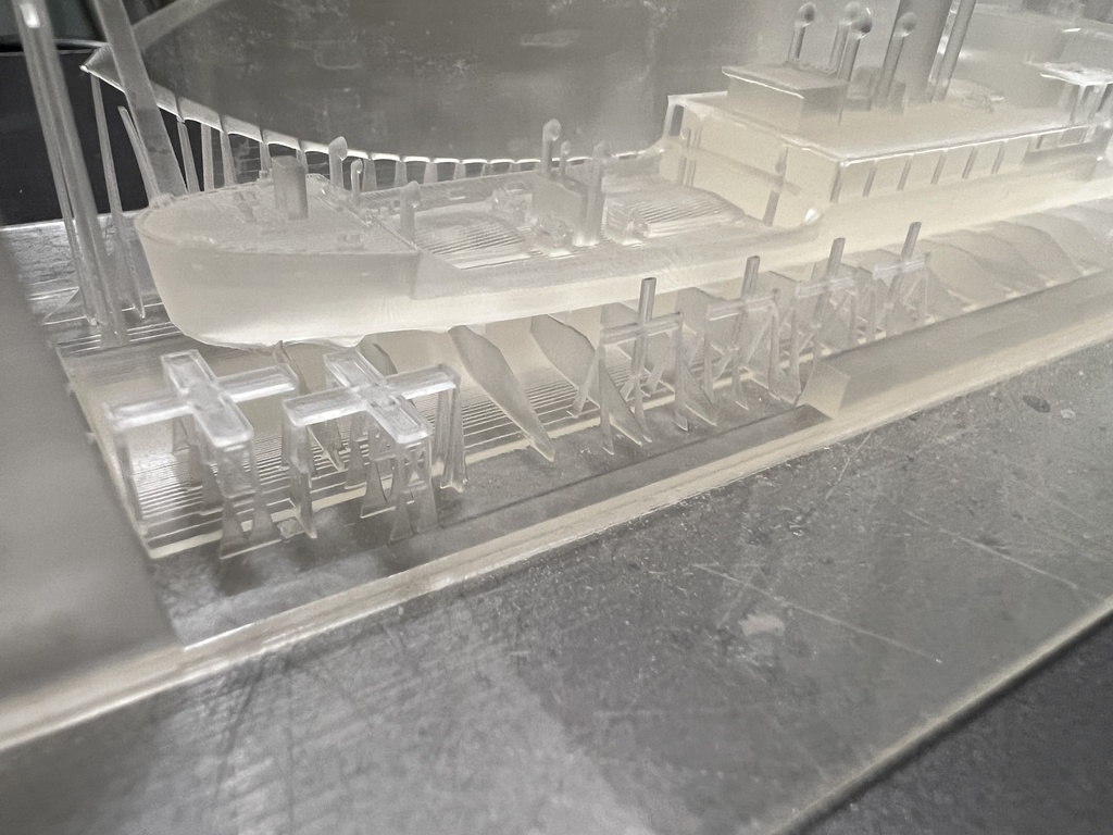 1/700 大阪商船 洛東丸型貨客船 1隻