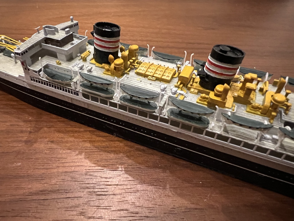 1/700 日本郵船 客船 「浅間丸」 1隻